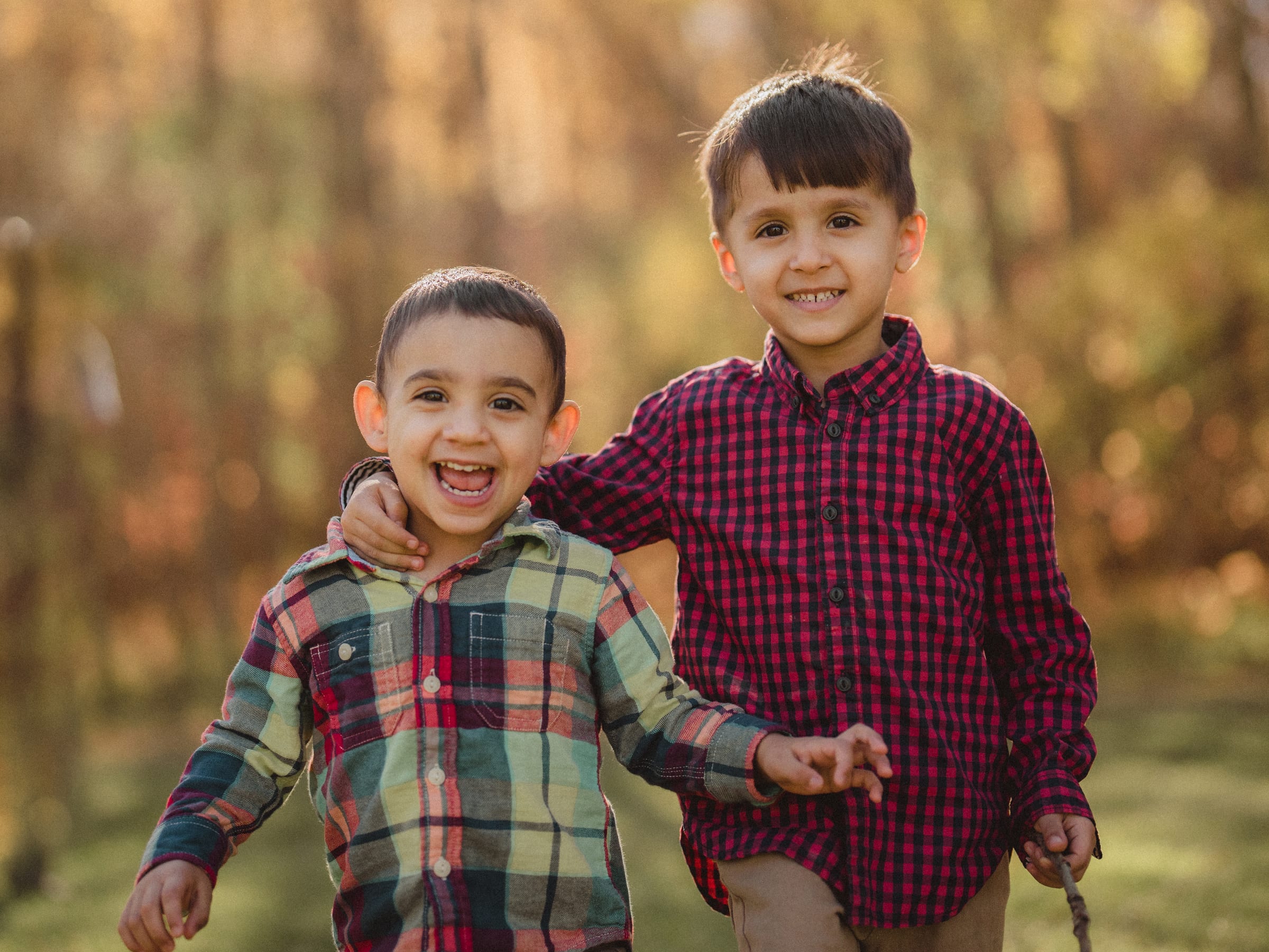 Family photography Edmonton — edmonton family outdoor candid