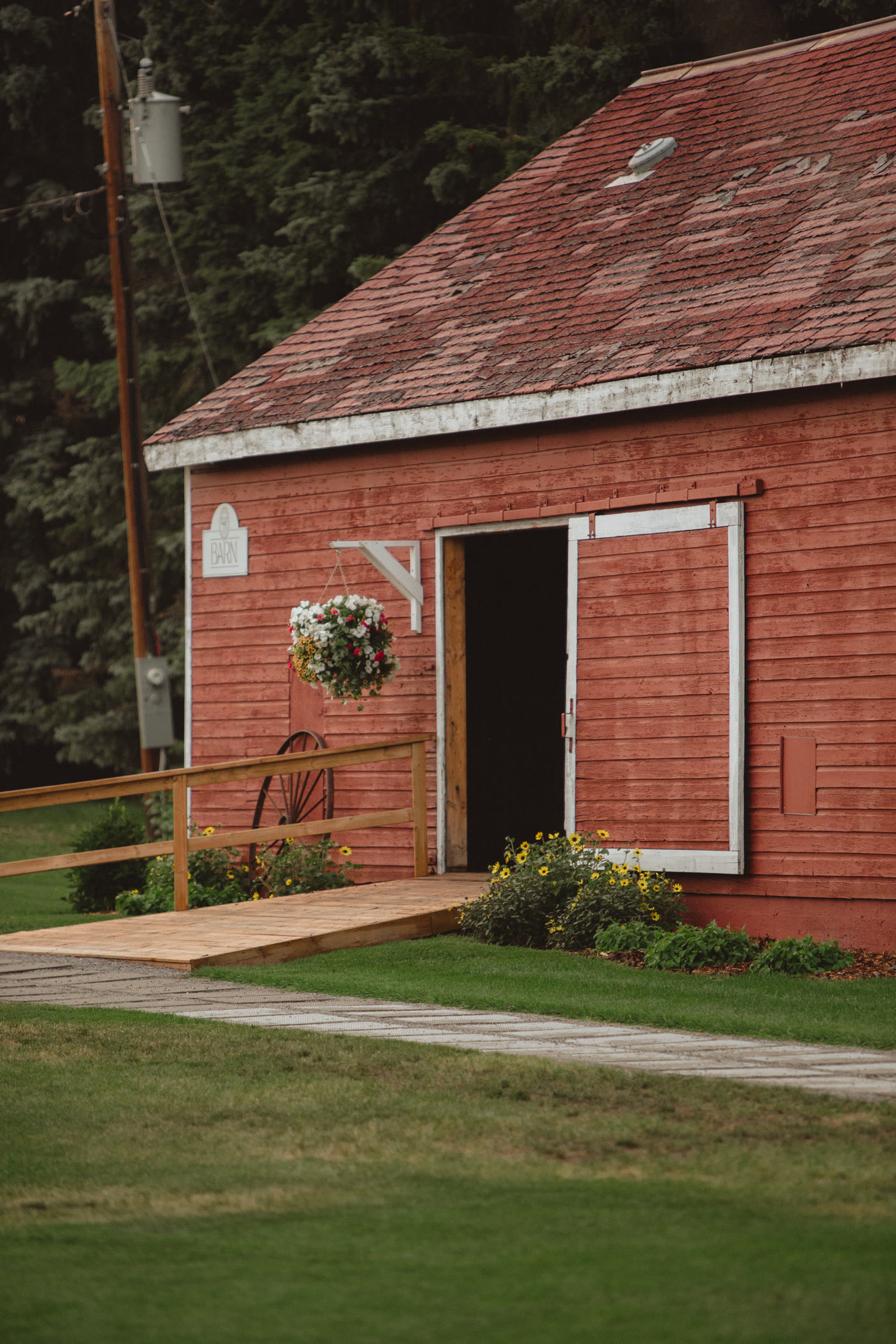 Edmonton indian weddings photography by MH Photography